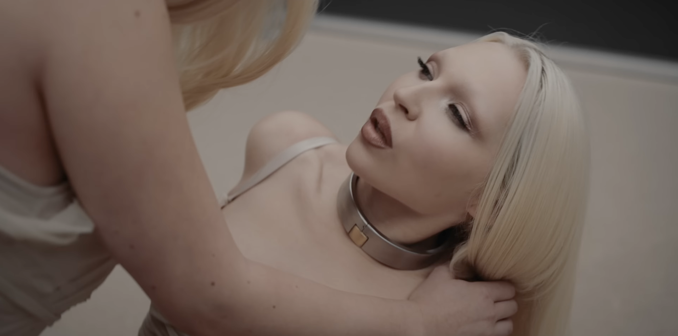 COBRAH dévoile sa playlist « Crying in transparent latex » pour accompagner son passage dans The Cover