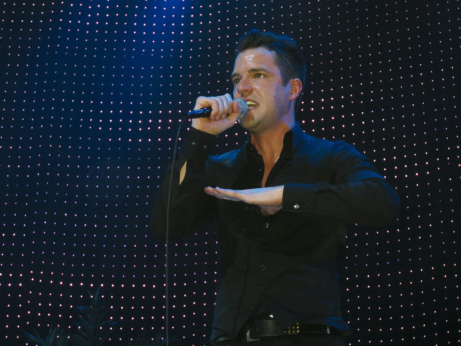 Brandon Flowers performing live