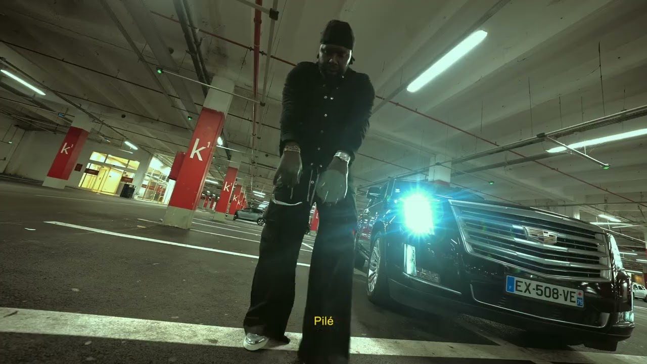 Mauvais Djo dans le clip officiel de Pilé