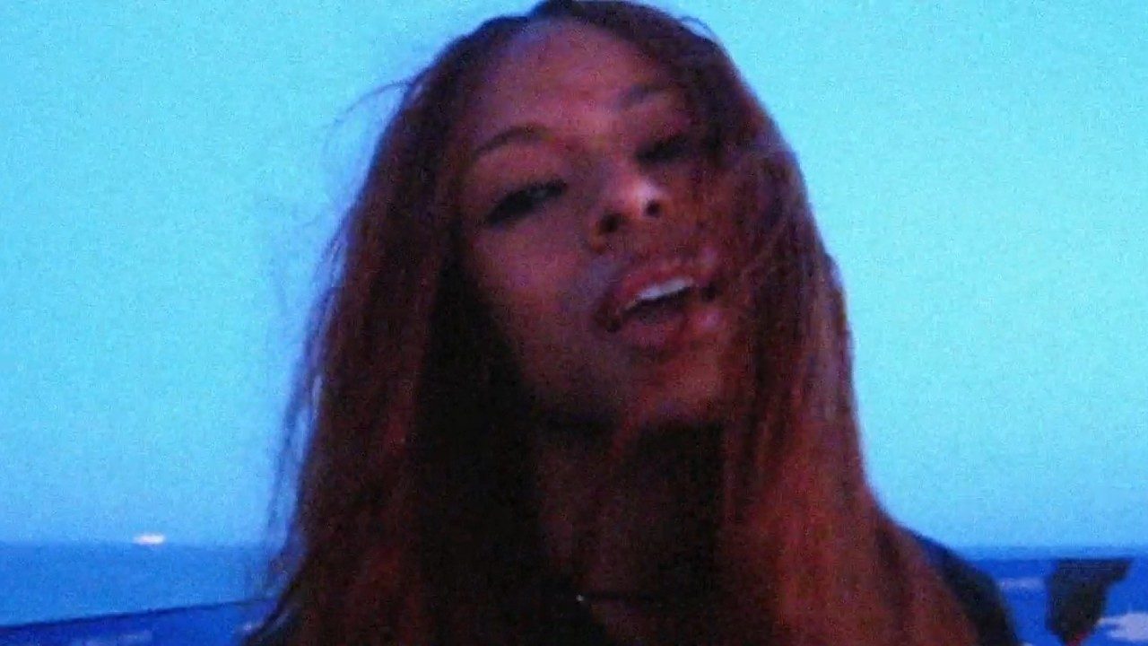 Visuel officiel de « Saturday Night » de Ravyn Lenae