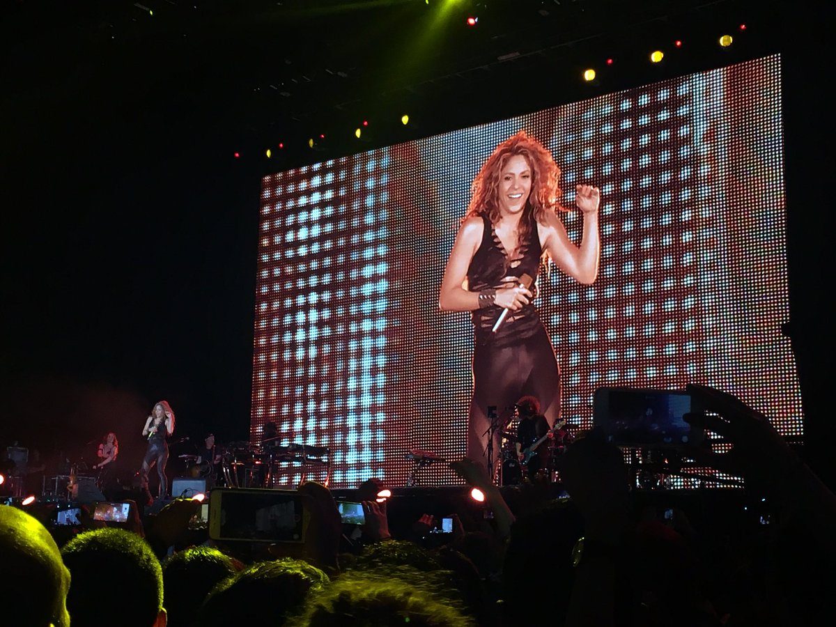 Shakira, dont « Dai Dai » domine les charts mondiaux