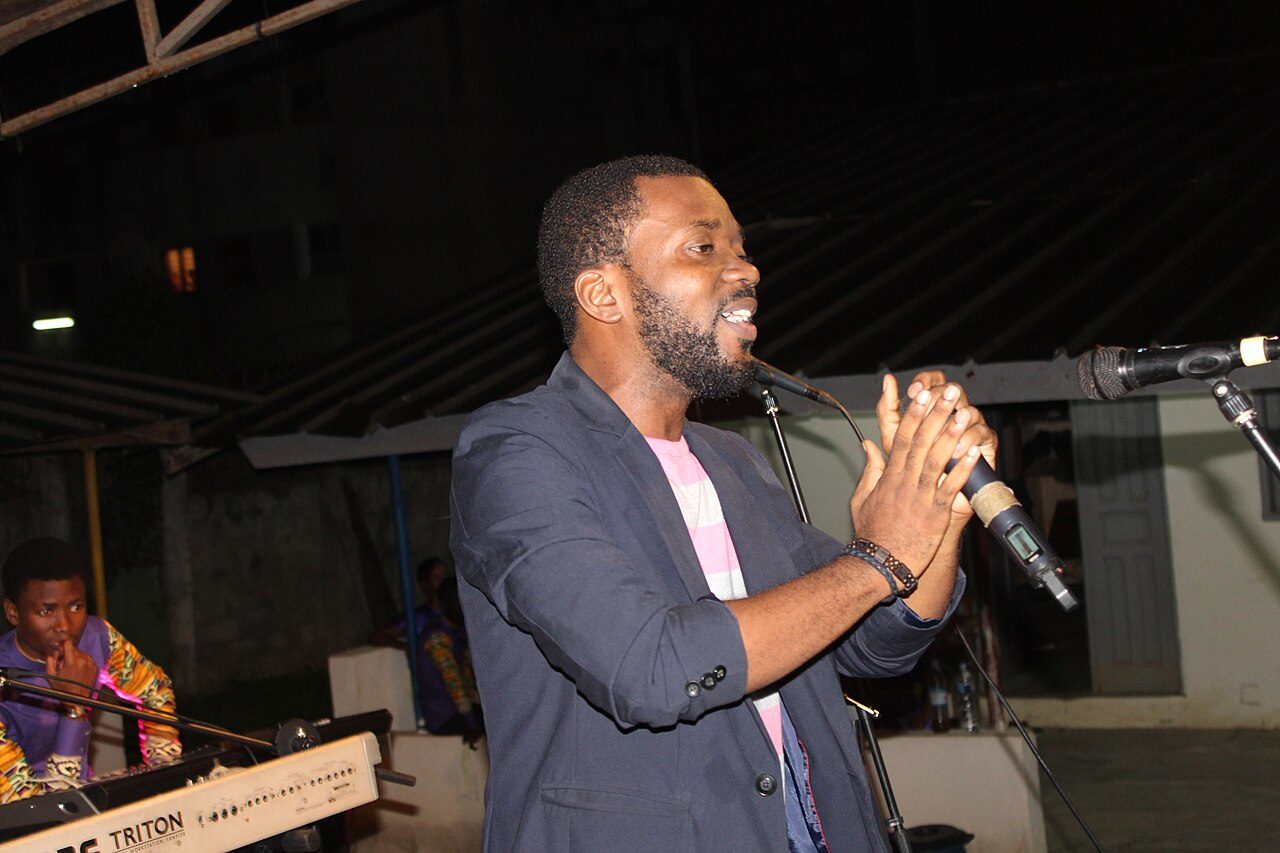 Fally Ipupa en concert sur scène