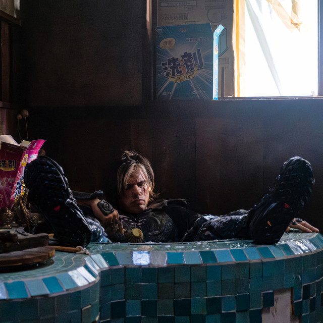 Pochette de l’album La fuite en avant d’Orelsan