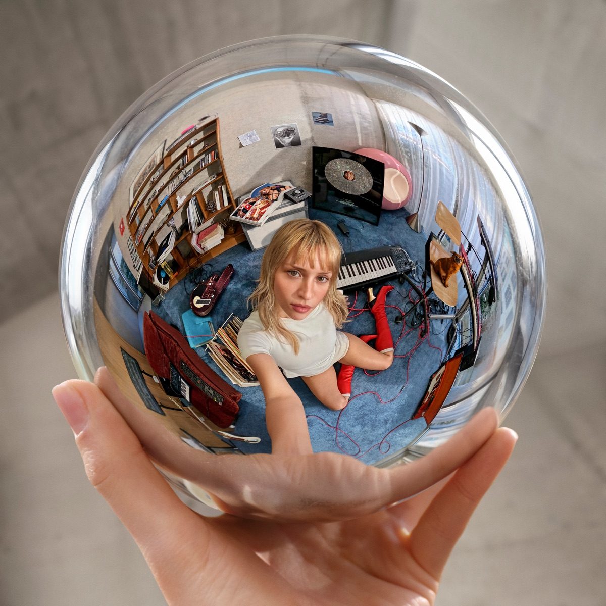Pochette de l'album Instinct d'Angèle