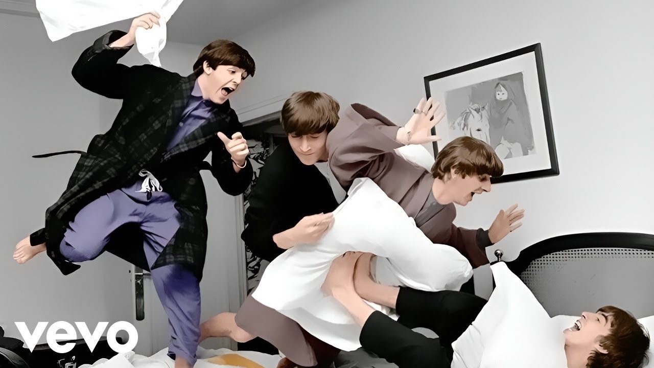 Image de la vidéo officielle de In My Life