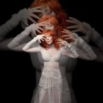 Pochette de l'album Égrégore de Mylène Farmer