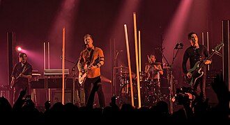 Queens of the Stone Age live